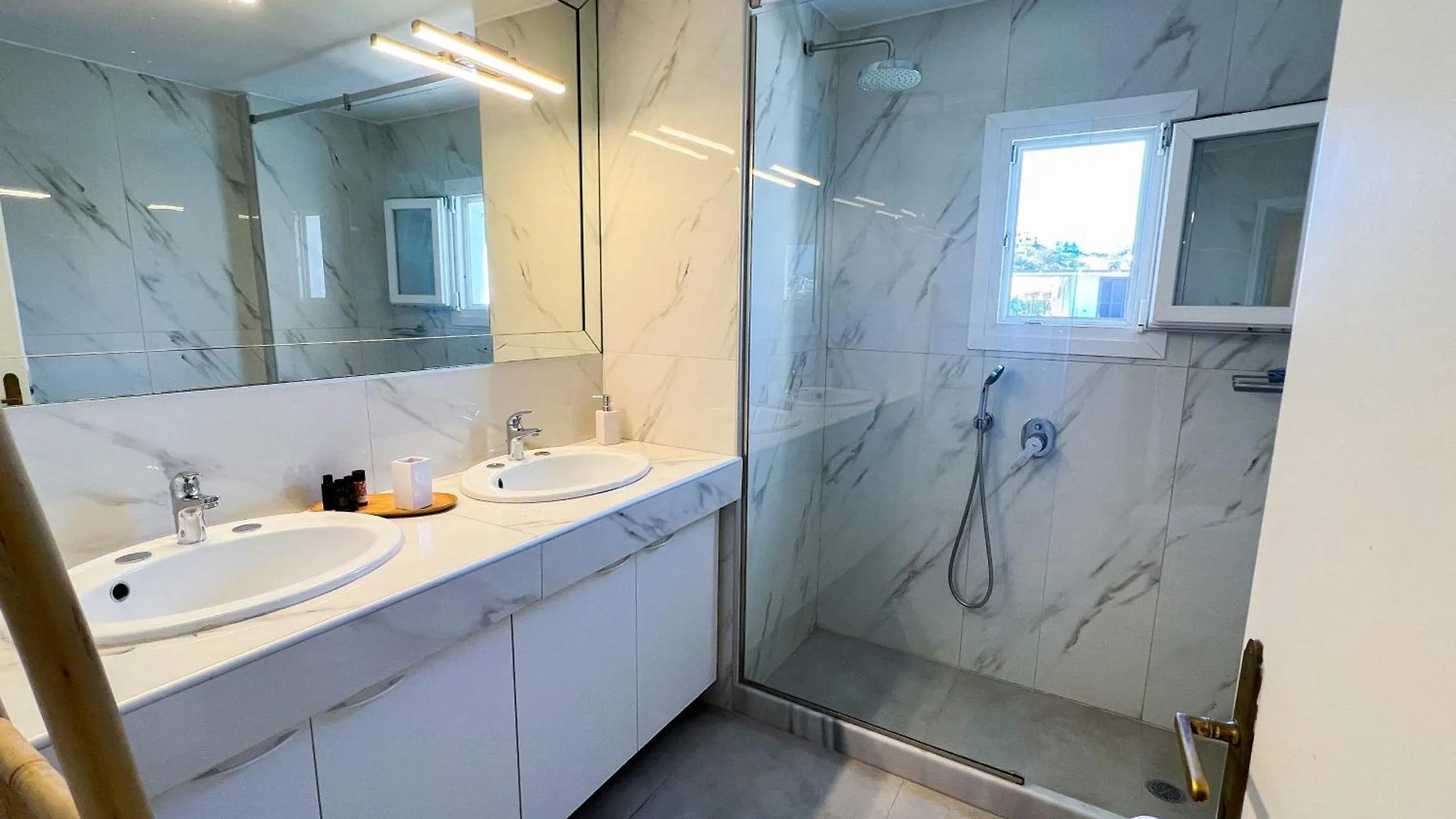 Kamara Residence & Suites Mykonos Town