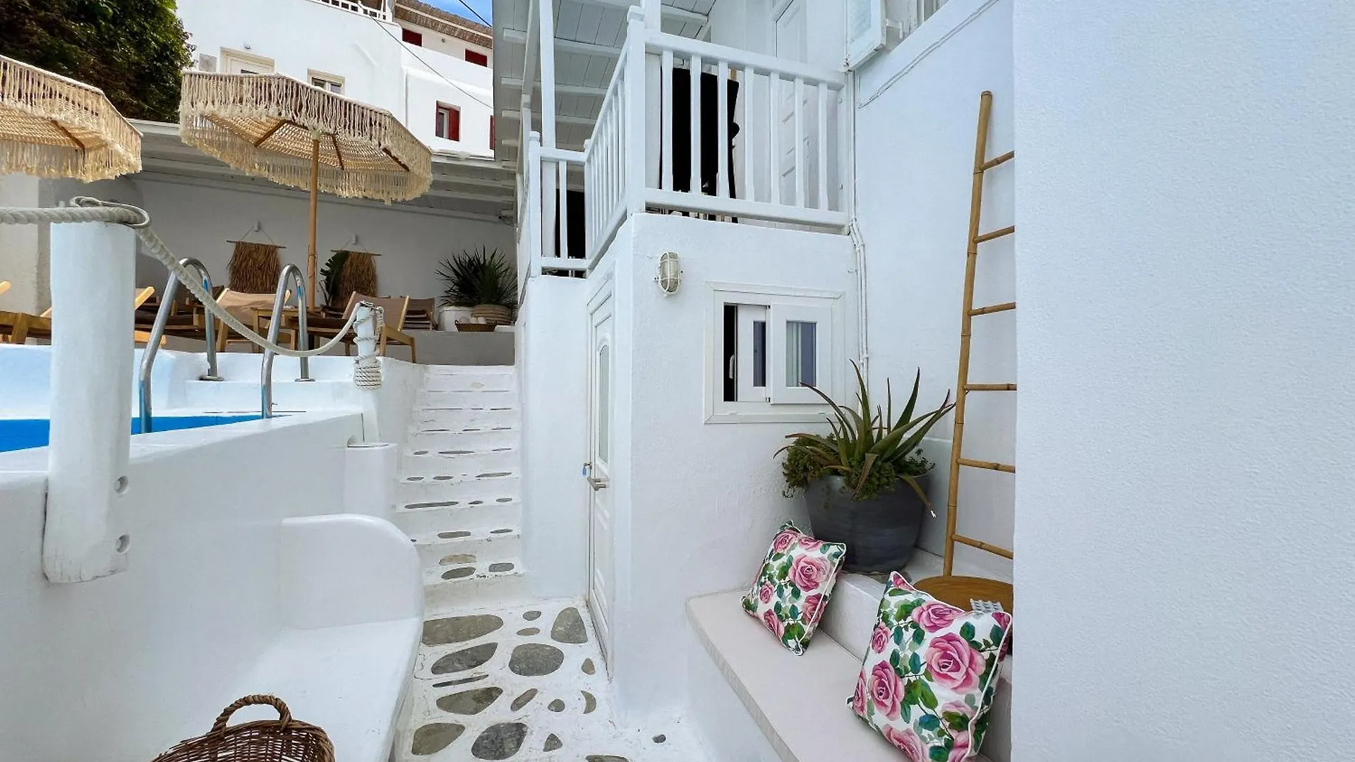 Kamara Residence & Suites Mykonos Town