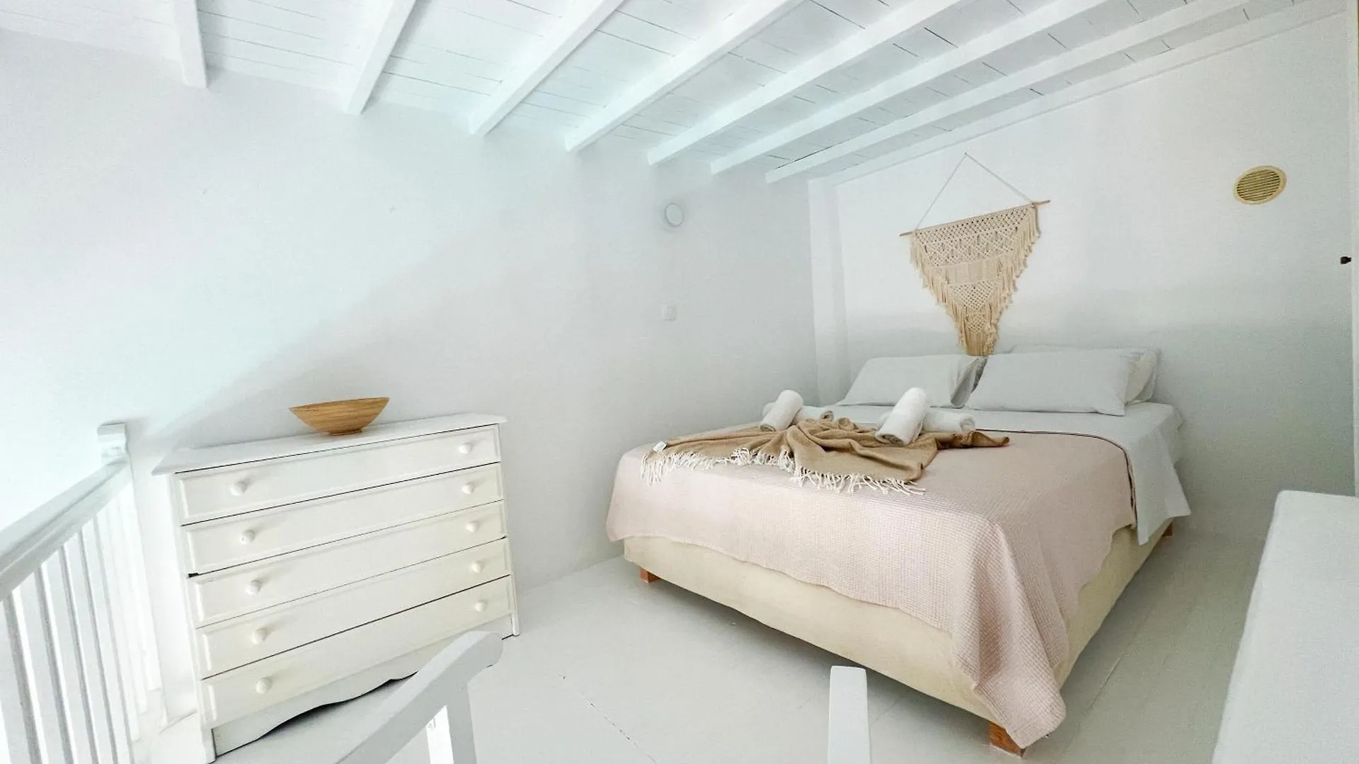 Kamara Residence & Suites Mykonos Town 0*,