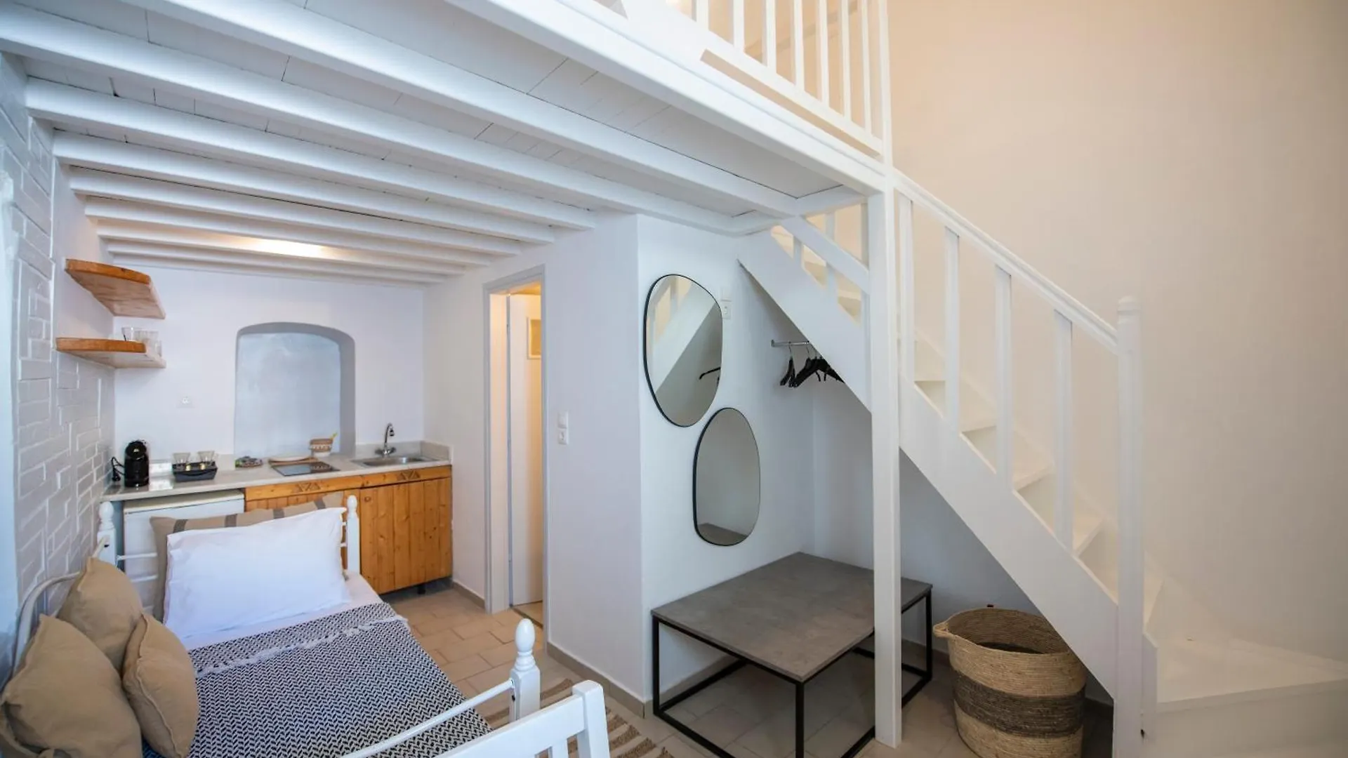 Kamara Residence & Suites Mykonos Town 0*,